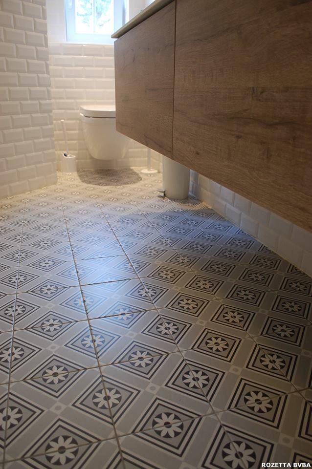 La Madeleine Rosalie 20X20